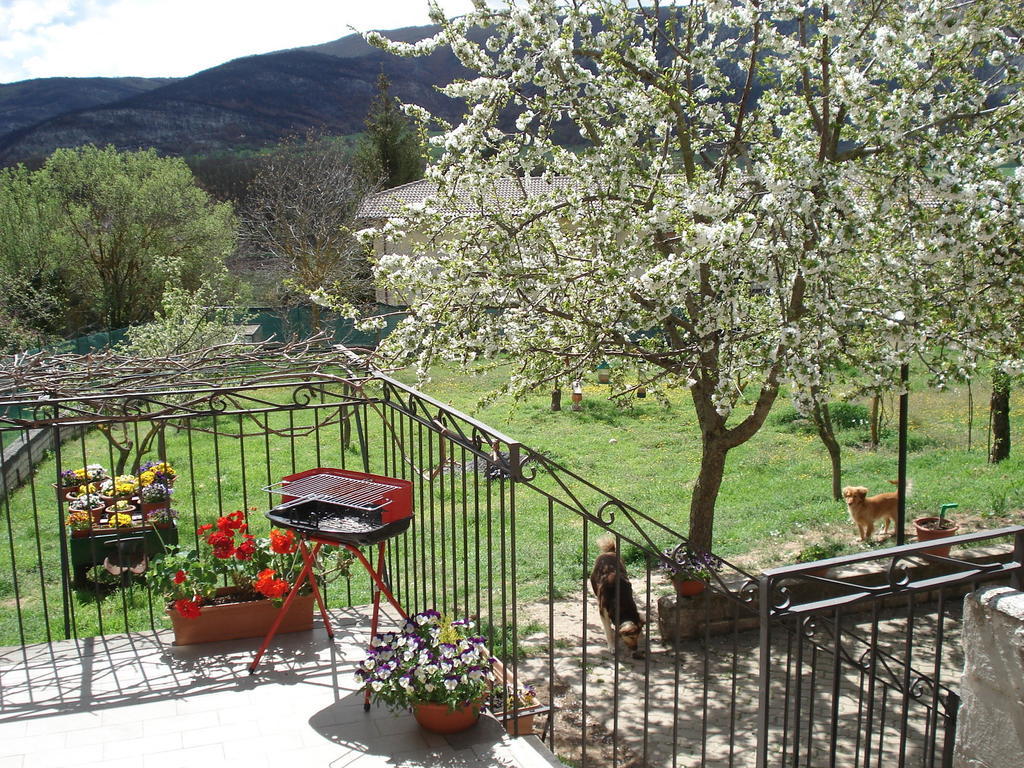 Bed and Breakfast Abruzzo Segreto Navelli Exterior foto