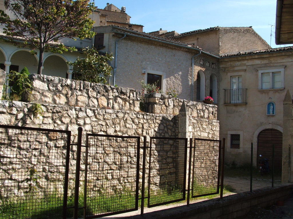Bed and Breakfast Abruzzo Segreto Navelli Exterior foto